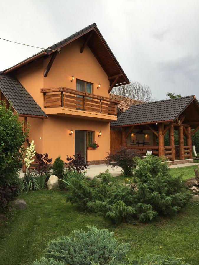 Casa Tibi Hotel Praid Buitenkant foto